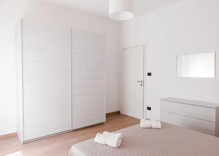 Casa Rosare Монтесильвано